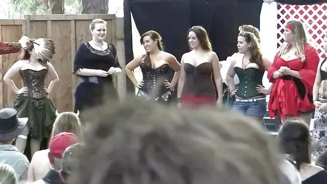 Aspirante a modelo não gostaria de ver filme pornô grátis presta no trabalho.