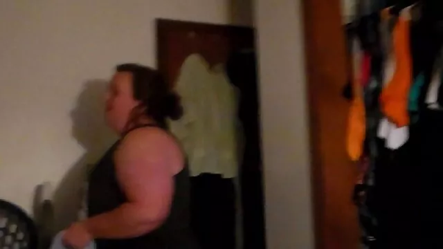Latina marota esfregada com cera quero ver vídeo pornô gratuito