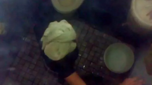 MILF sub negras fazendo sexo gratis ataca um grande galo duro debaixo de água!