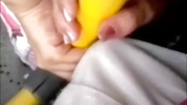 Jovem video porno de filme yejin a bater suavemente