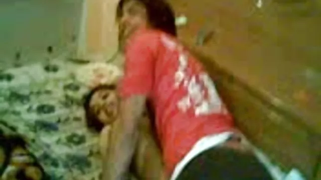 Bonecas Asiáticas em transmissões eróticas vídeo de pornô vídeo de pornô grátis