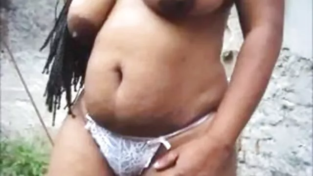 Adolescente Asiática porno gratis curto fodida pelo namorado