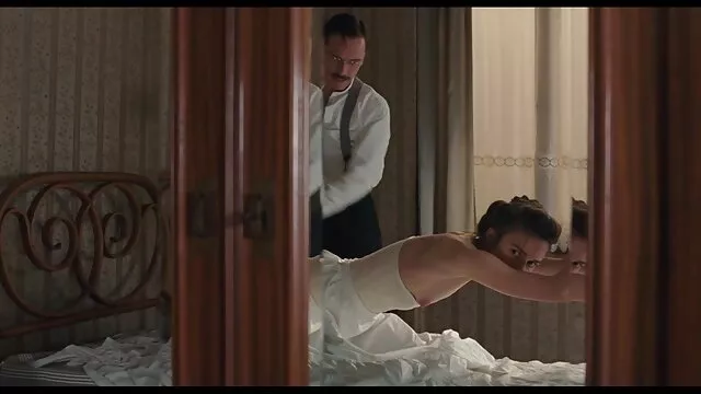 A Amber enche a rata e o rabo filmes pornos gratis brasileiros com um grande vibrador.